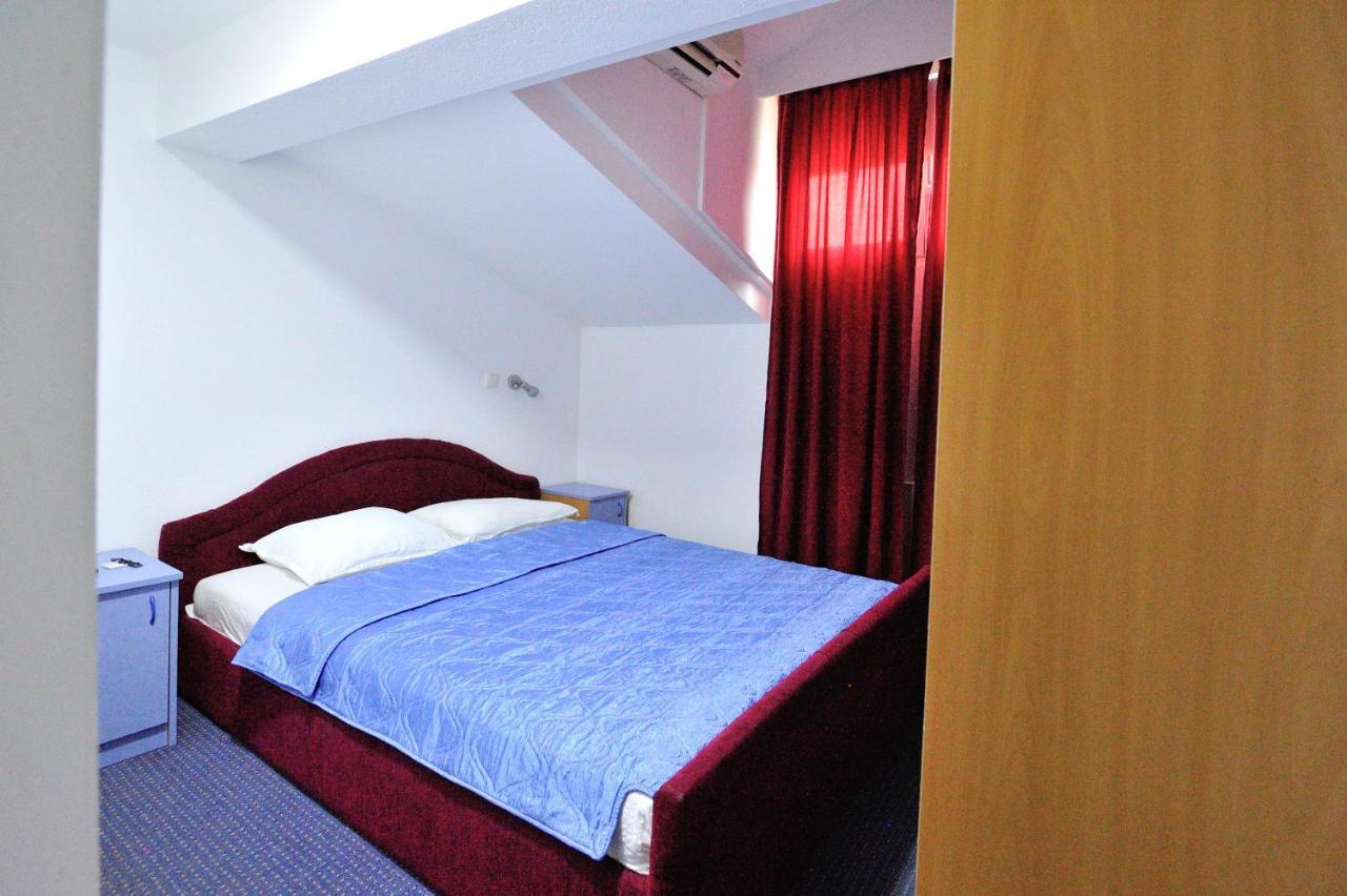 Hotel Lav Neum Exterior foto